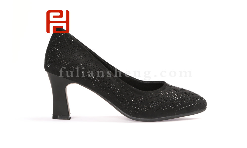 福連升春款女士水鉆高跟時(shí)尚通勤工作老北京布鞋圖片