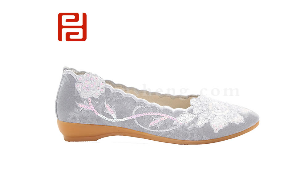 福連升老北京布鞋春夏低跟民族風(fēng)繡花鞋女士單鞋圖片