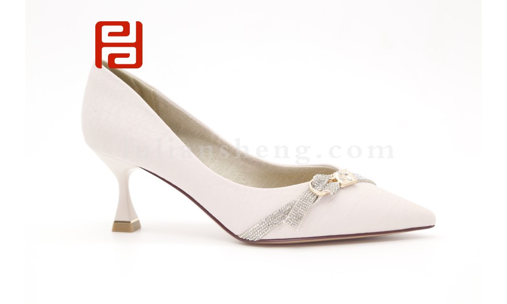 水鉆單鞋女尖頭高跟鞋時尚細跟仙女鞋百搭棉麻時裝鞋圖片