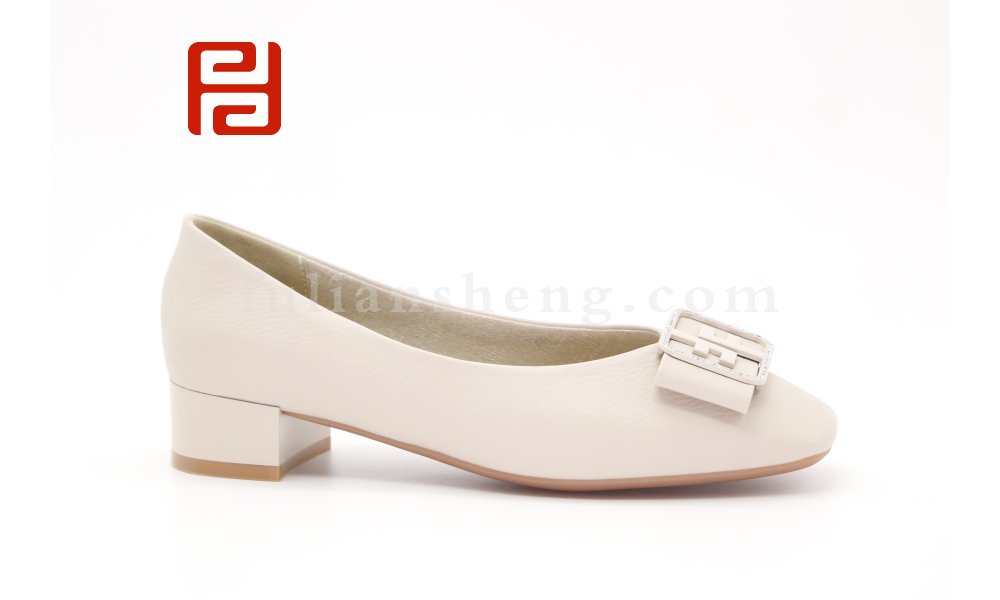 百搭時尚秋季單鞋女休閑小香風方頭淺口女鞋棉麻舒適圖片