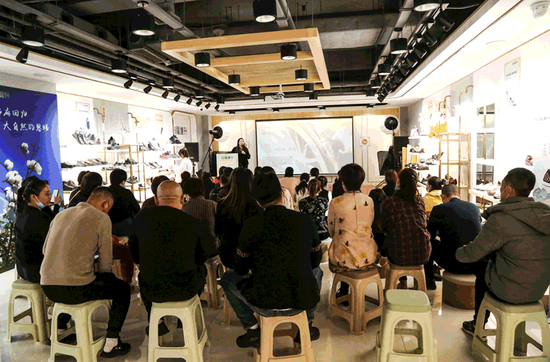 訂貨現(xiàn)場(chǎng)講解 訂貨現(xiàn)場(chǎng)講解