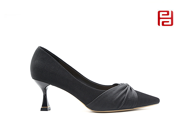 尖頭中跟鞋 魅力時裝女鞋