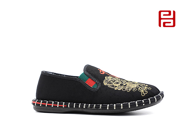 福連升冬季新款中國風(fēng)尚老北京布鞋時尚國粹休閑鞋