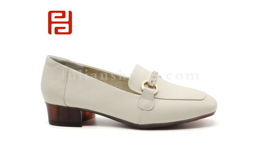 福連升時(shí)尚淺口休閑鞋女鞋扣飾粗跟樂(lè)福鞋單鞋圖片