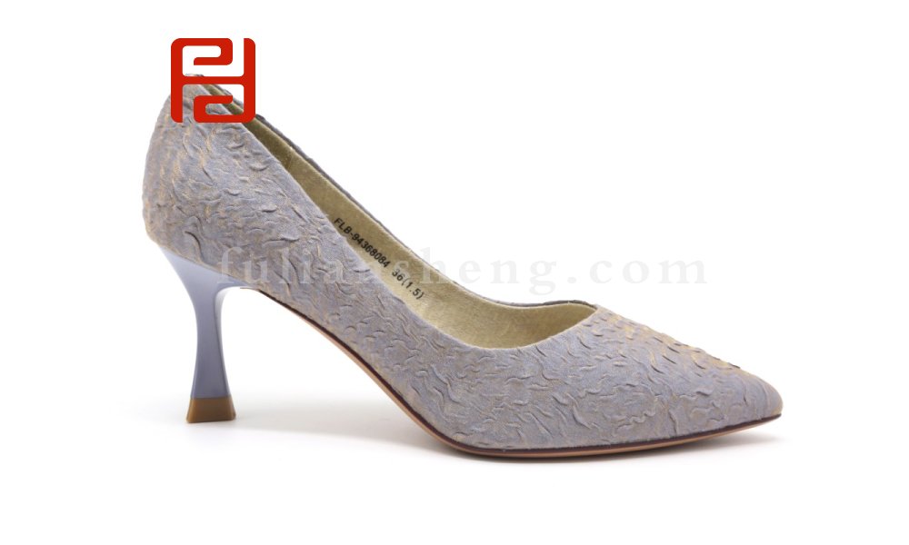 福連升女鞋優(yōu)雅高跟鞋細(xì)跟尖頭淺口黑色褶皺春秋新款圖片