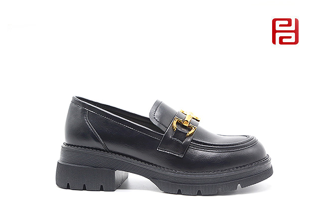 春季新款英倫金屬環扣復古樂福鞋中跟厚底女鞋